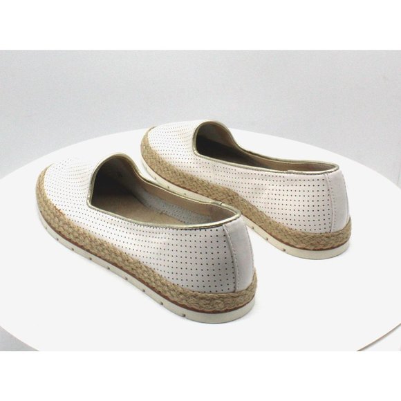 Women's Cliffs by White Mountain Becca Perforated - Picture 5 of 8